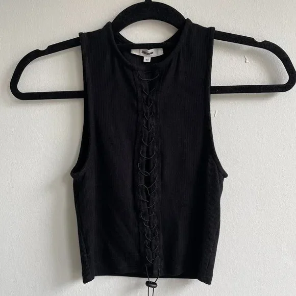 Joah Brown Womens Black Crop-top
